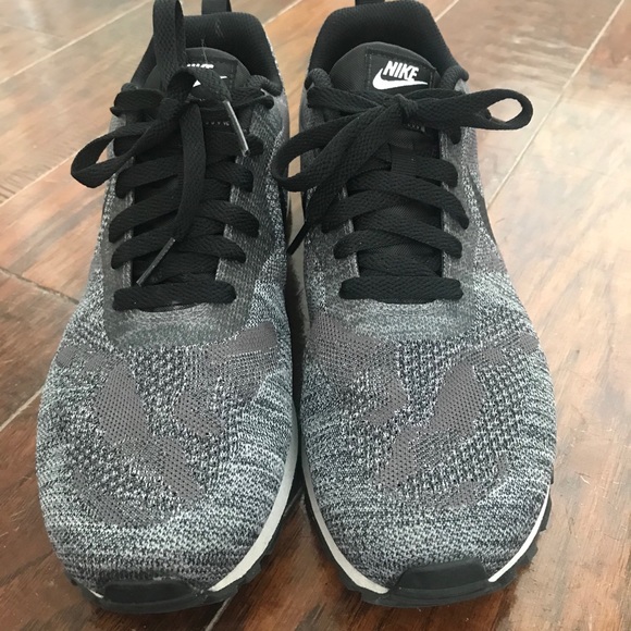 Nike workout shoes - Picture 5 of 6